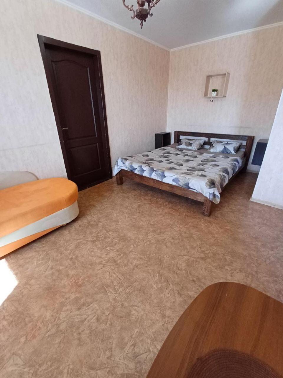 Apartment 2 Rooms Slobozhansky Prospekt Nizhnednepsovsk Eksteriør billede